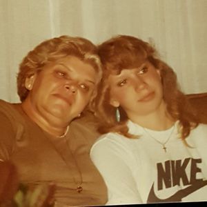 Meet your Posher, Julie